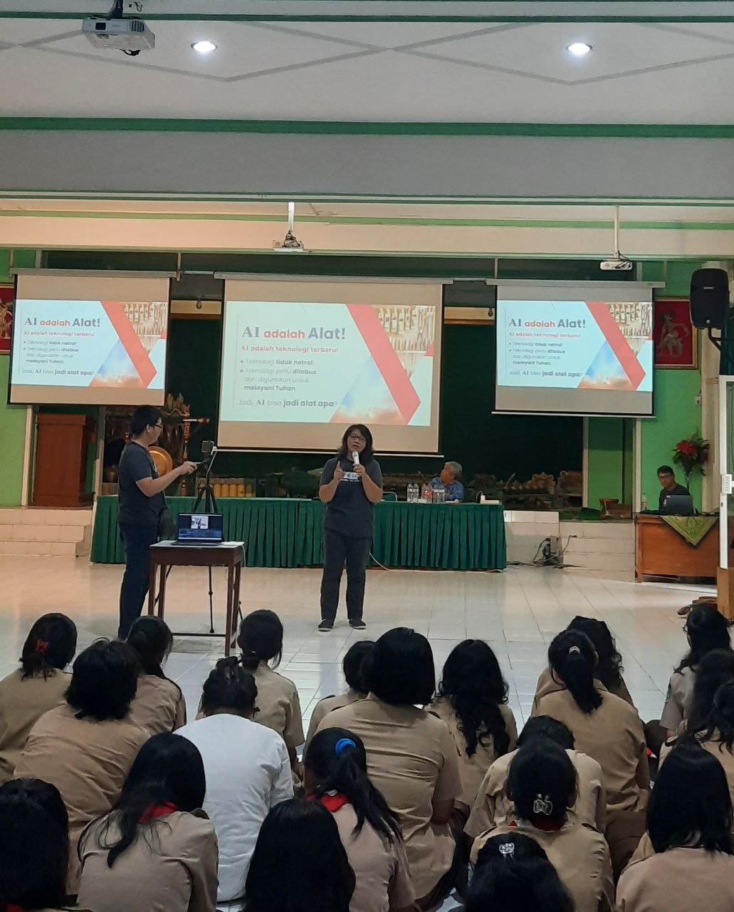 Recap Roadshow SMA N 1 Surakarta